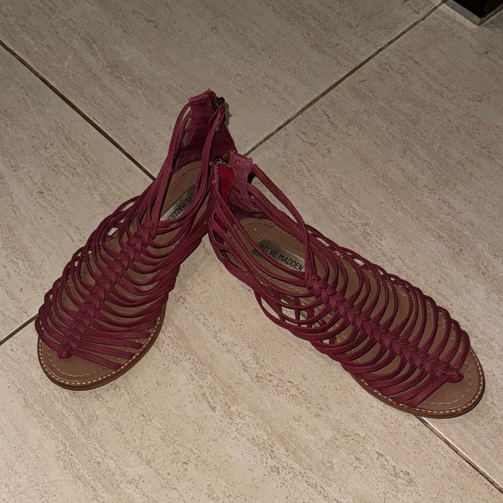 Steve Madden Women's Strappy Maroon Sandals